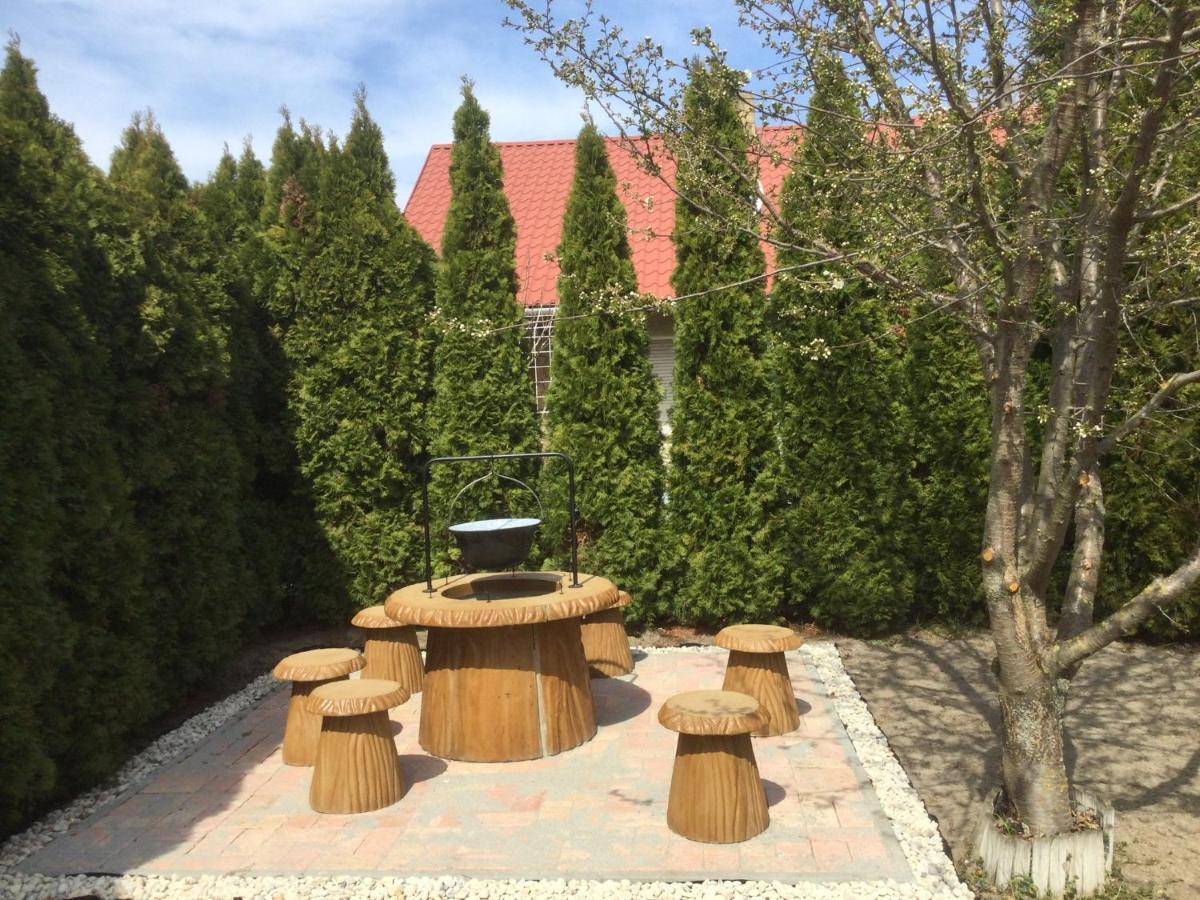 Süti Nyaraló Balatonmariafurdo Exterior foto