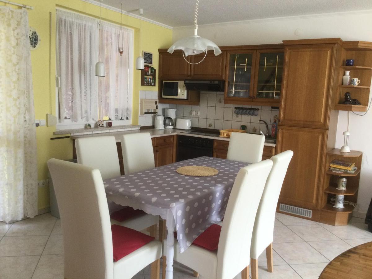 Süti Nyaraló Balatonmariafurdo Exterior foto