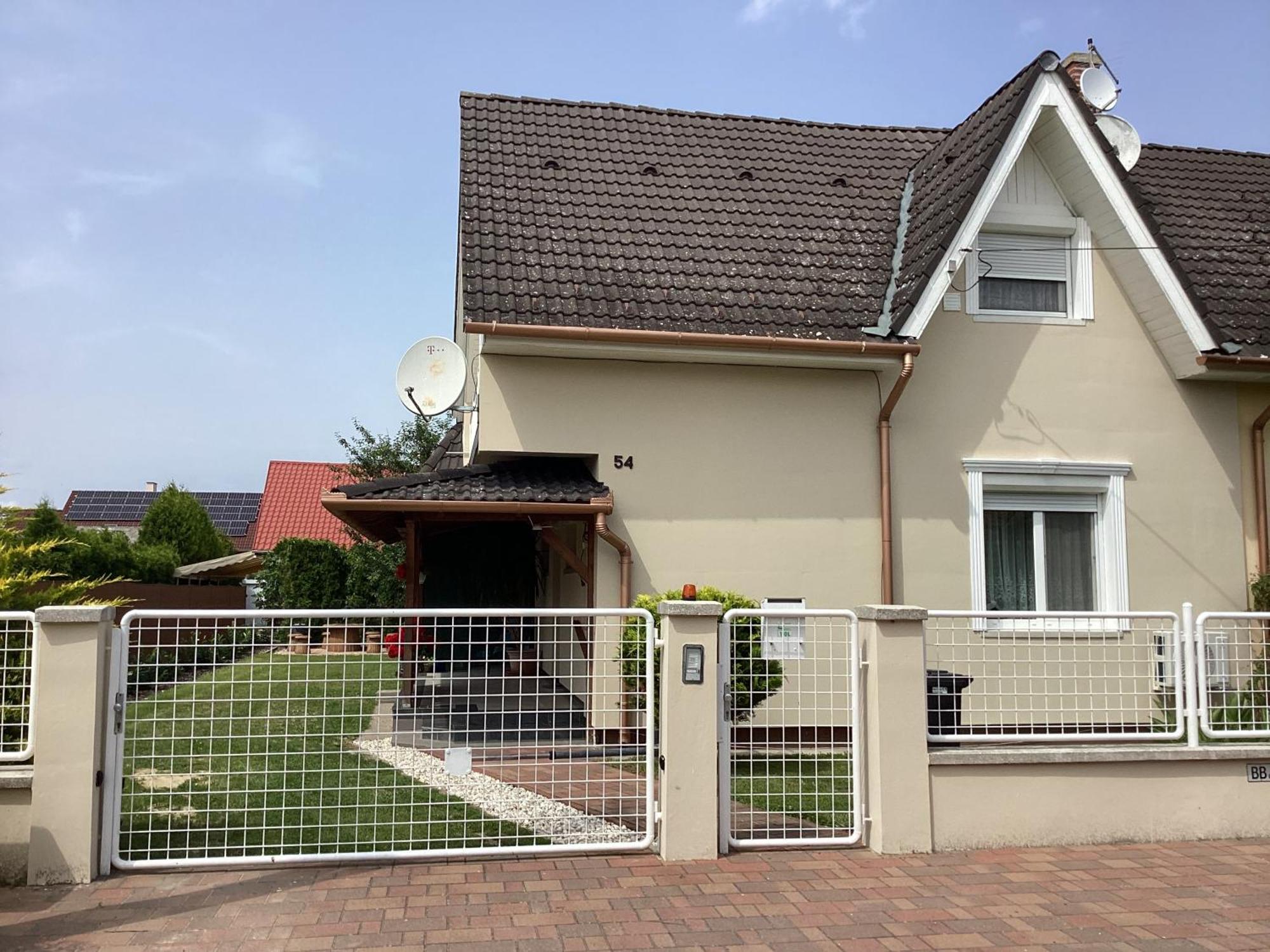 Süti Nyaraló Balatonmariafurdo Exterior foto